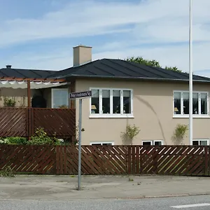Skagentoppen Guest house